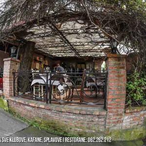 restoran pink zarkovo beograd