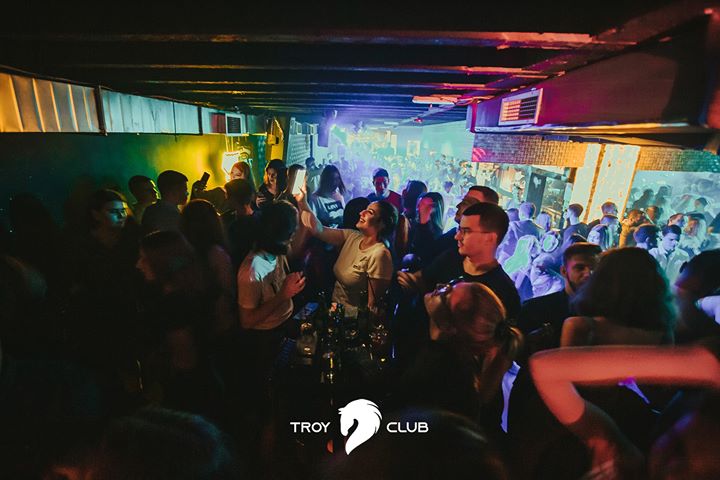 troy klub