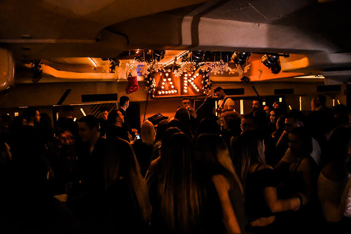 kafana druga kuca