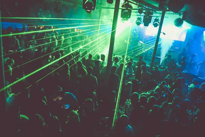splav river docek nove godine