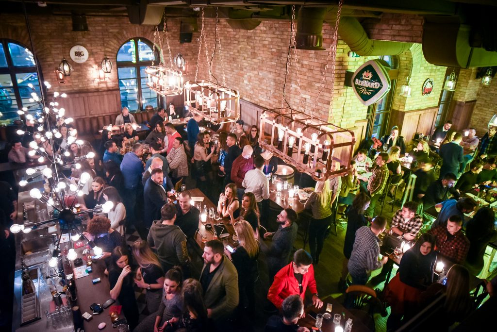 Ekskluzivni Doček Nove Godine u Rob Roy 1884 Bar-u
