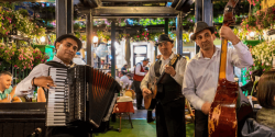 Uživajte u Muzičkom programu na Brodu Kafana Kopakabana