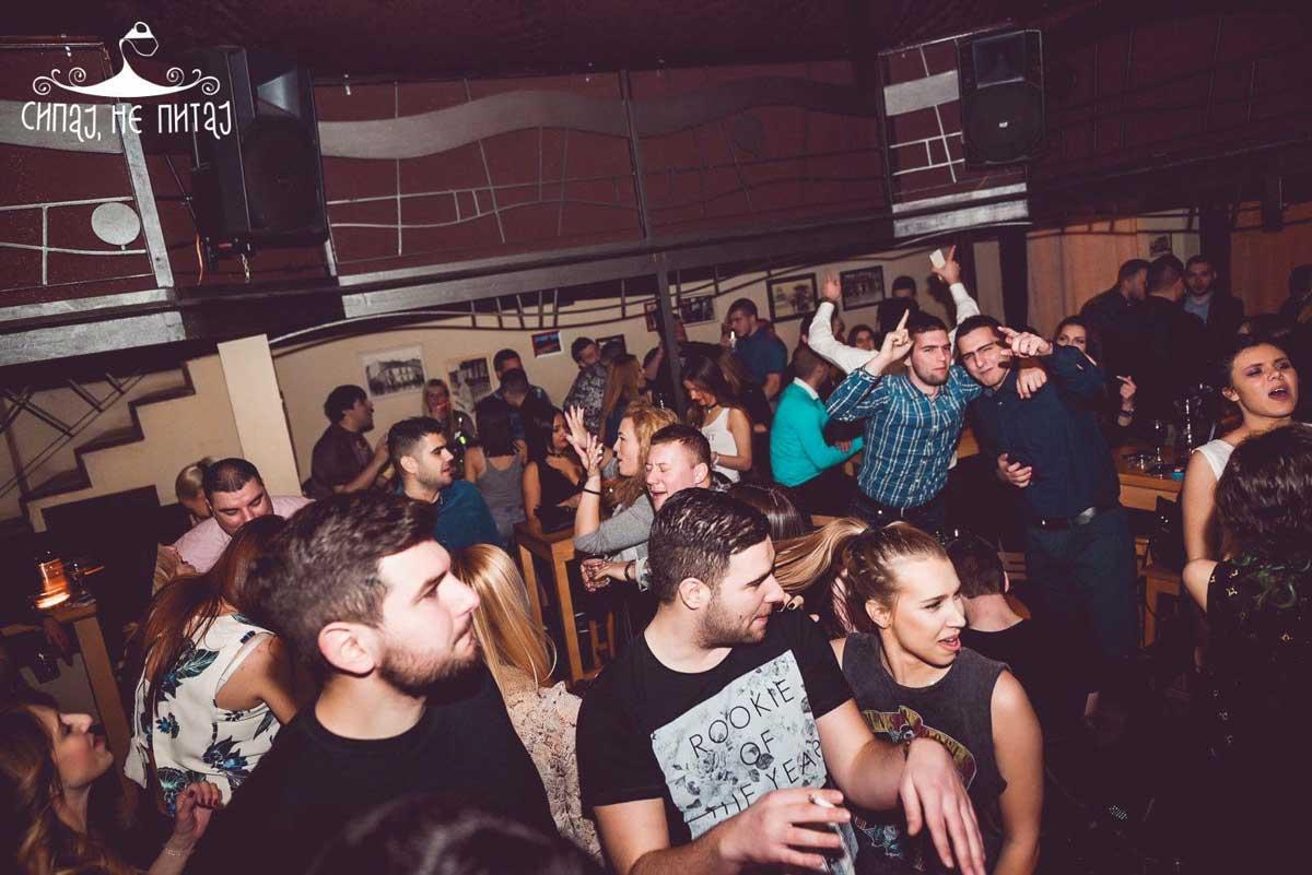 Pravi kafanski provod u Kafani Sipaj, ne pitaj