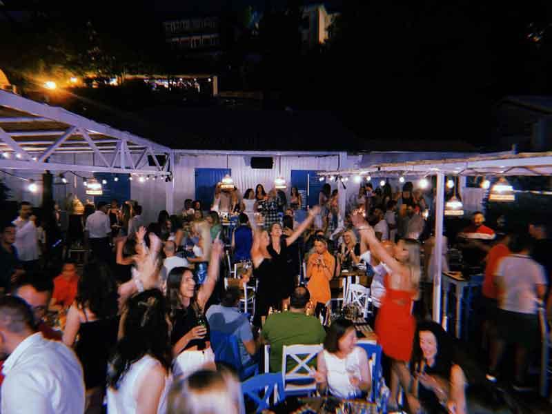 Mala plava vrata i subota za pamcenje