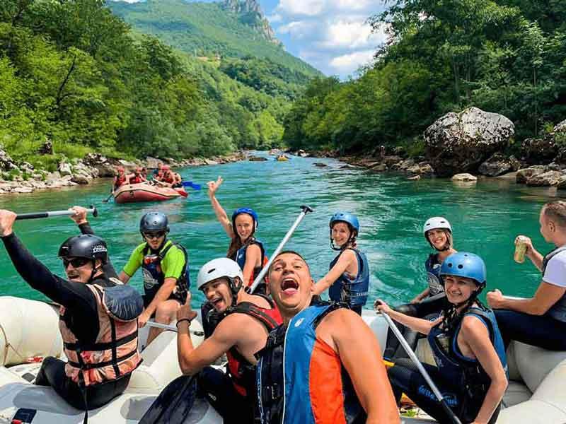 Avgust i rafting na Tari