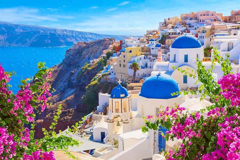 Zašto se kuće na grčkim ostrvima farbaju u plavu i belu boju?