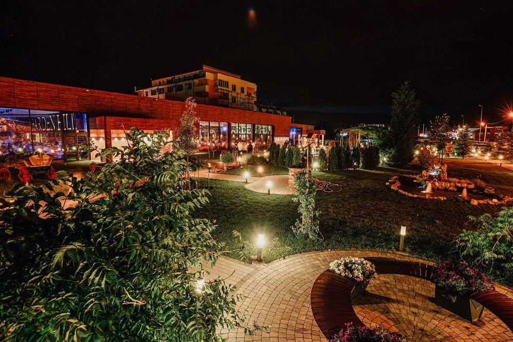 Doček 2023 sa Đanijem u restoranu Garden Hill Ledine