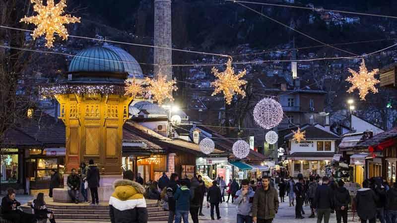 Doček Nove godine u Sarajevu uz grupu Dubioza Kolektiv