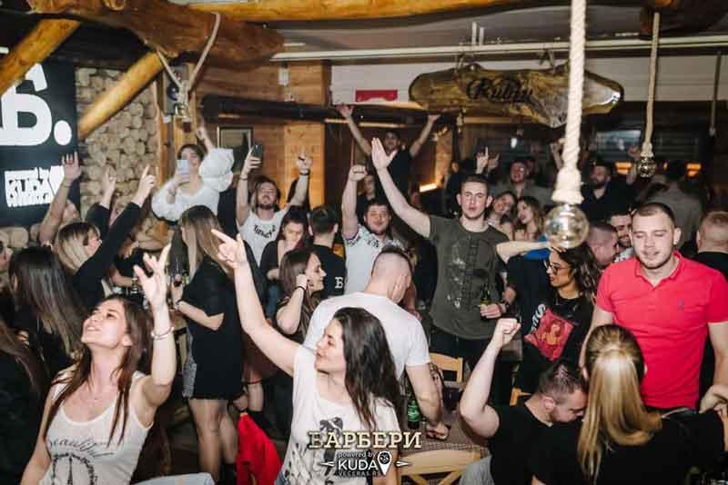 Barberi – Letnje večeri koje se pamte, u kafani koja se voli