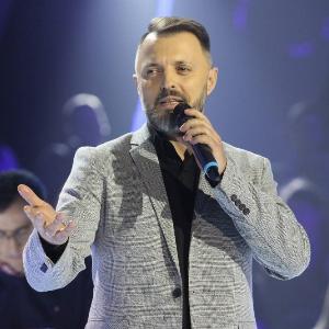 Nenad Manojlović Nova godina Kuda Veceras