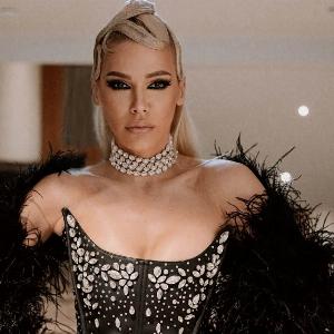 Nataša Bekvalac Nova godina Kuda Veceras