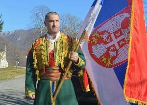 Slavko Perošević posvetio pesmu braći iz Srbije