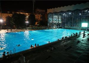Noćno kupanje u Beogradu