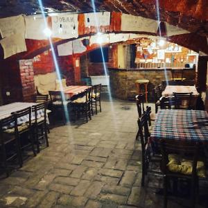 Novo burence Zemun, kafana Novo burence