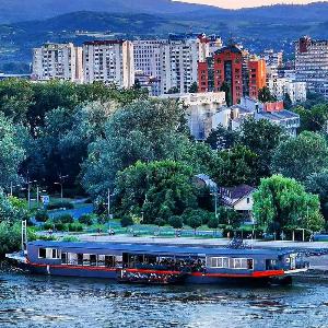 Cafe-Brod restoran Zeppelin Novi Sad