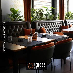 Restoran Cross on The Kej 