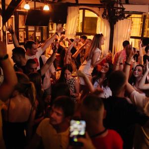 Kafana Limun žut