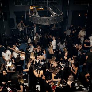 Kafana Druga Kuća Beton Hala