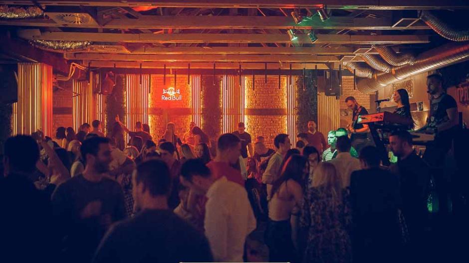 gradska kafana nova godina
