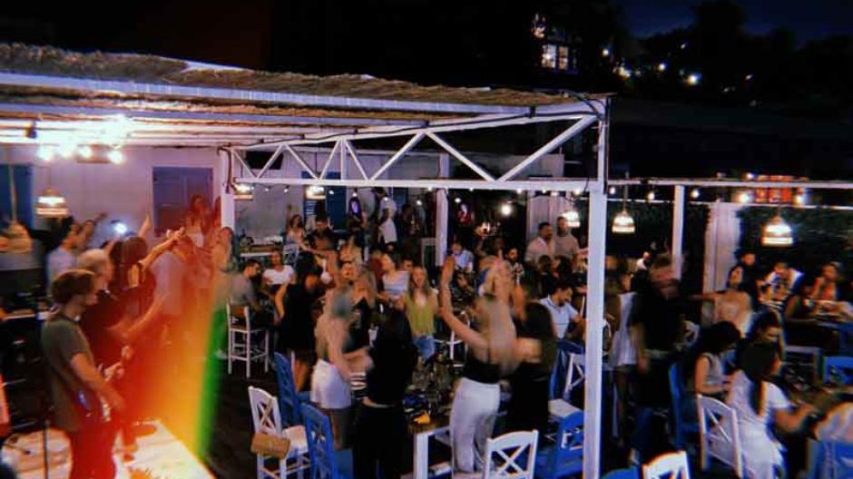 restoran Mala plava vrata srpska Nova godina