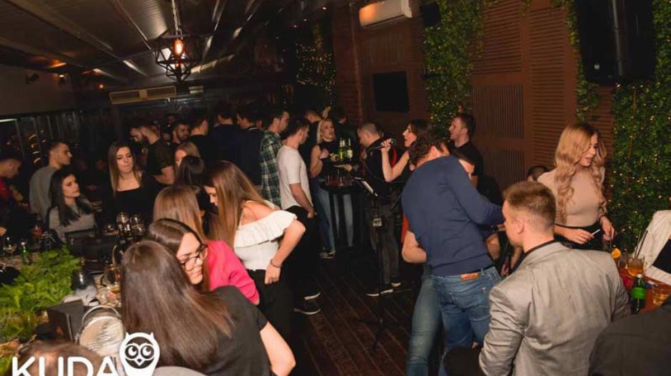 Santo domingo bar srpska Nova godina