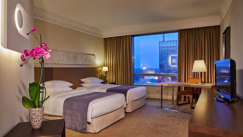 hotel hyatt repriza nove godine