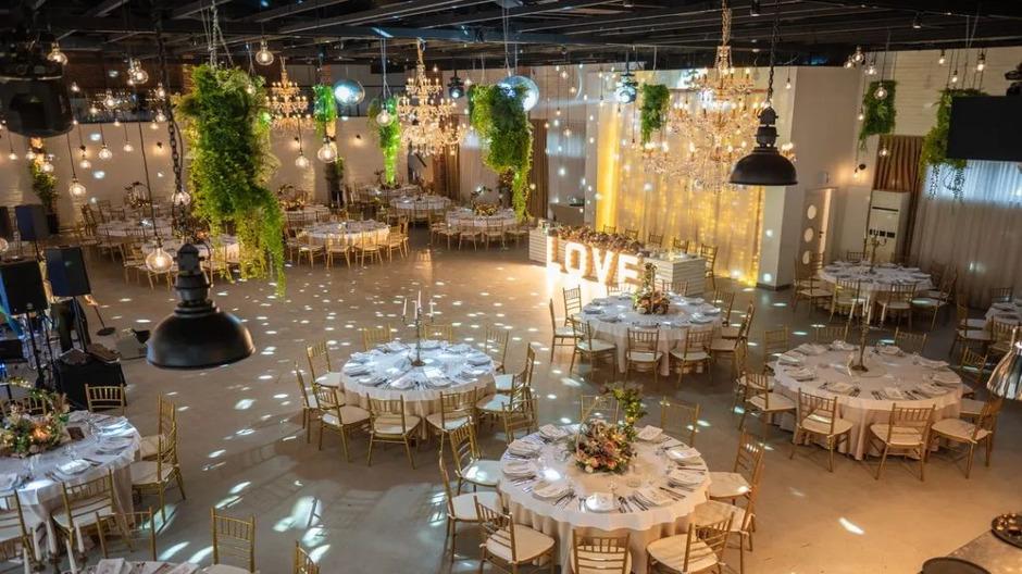 love house event hall nova godina