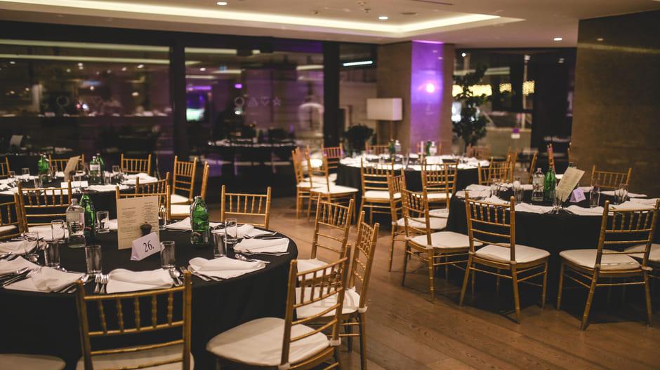 courtyard marriott nova godina