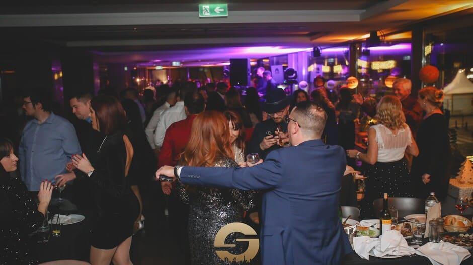 courtyard marriott nova godina