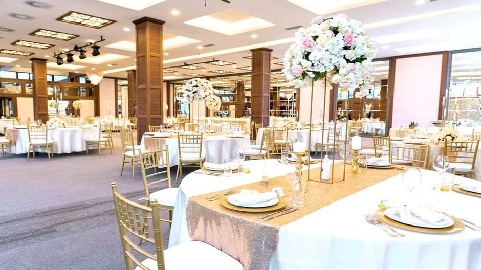 event hall different nova godina