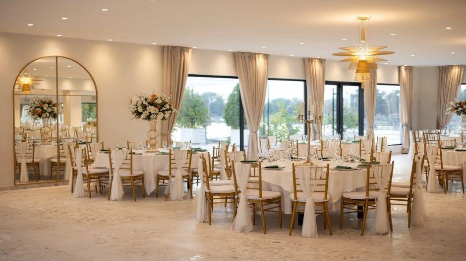 restoran easy nova godina