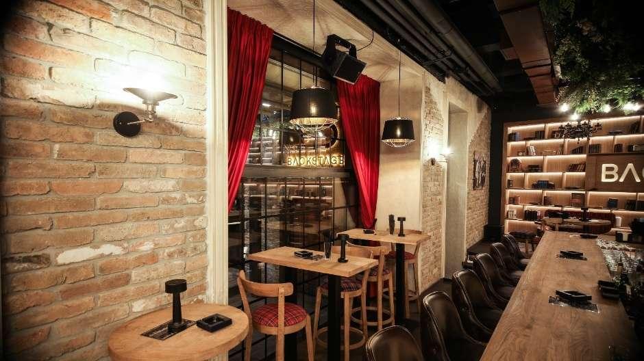 Backstage bar repriza Nove godine