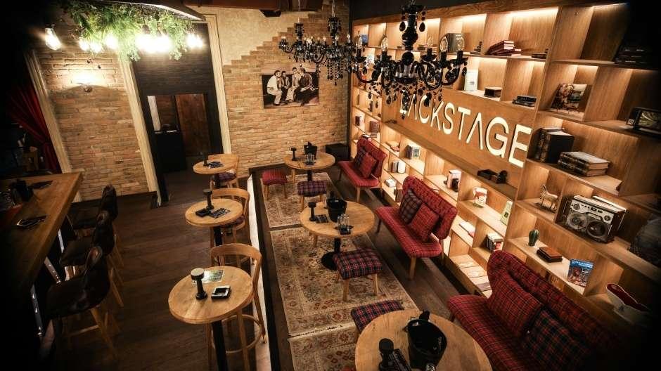Backstage bar repriza Nove godine